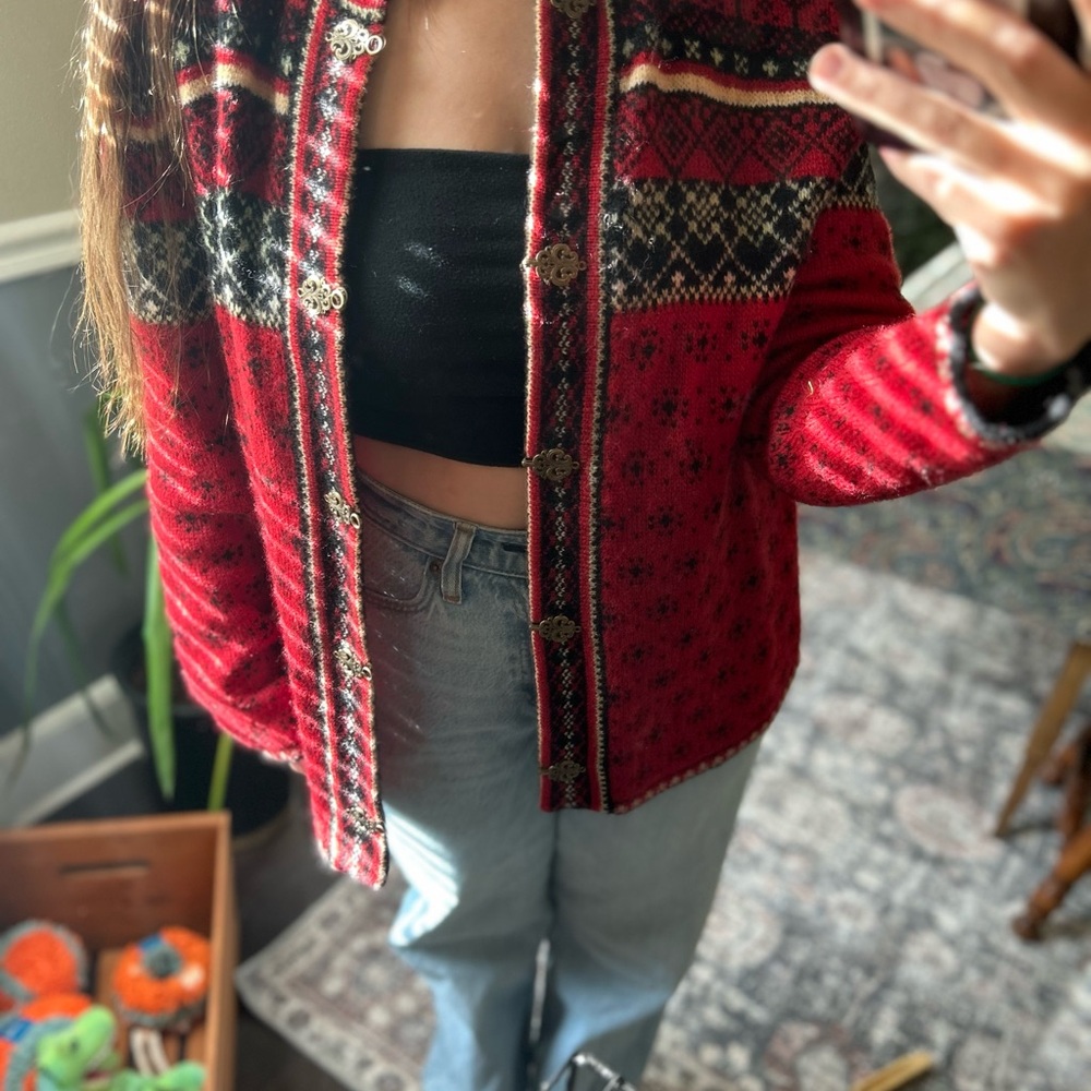 Red Patterned Women's 100% wool Sweater